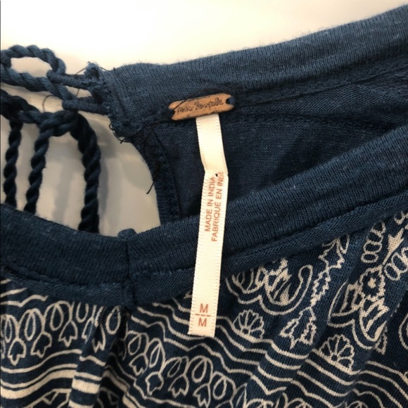 Free People Weekend Warrior print top - Picture 7 of 8